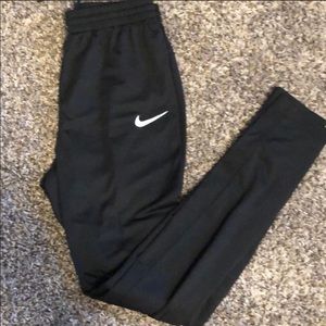 Nike Dri-FIT Soccer Tapered Pants